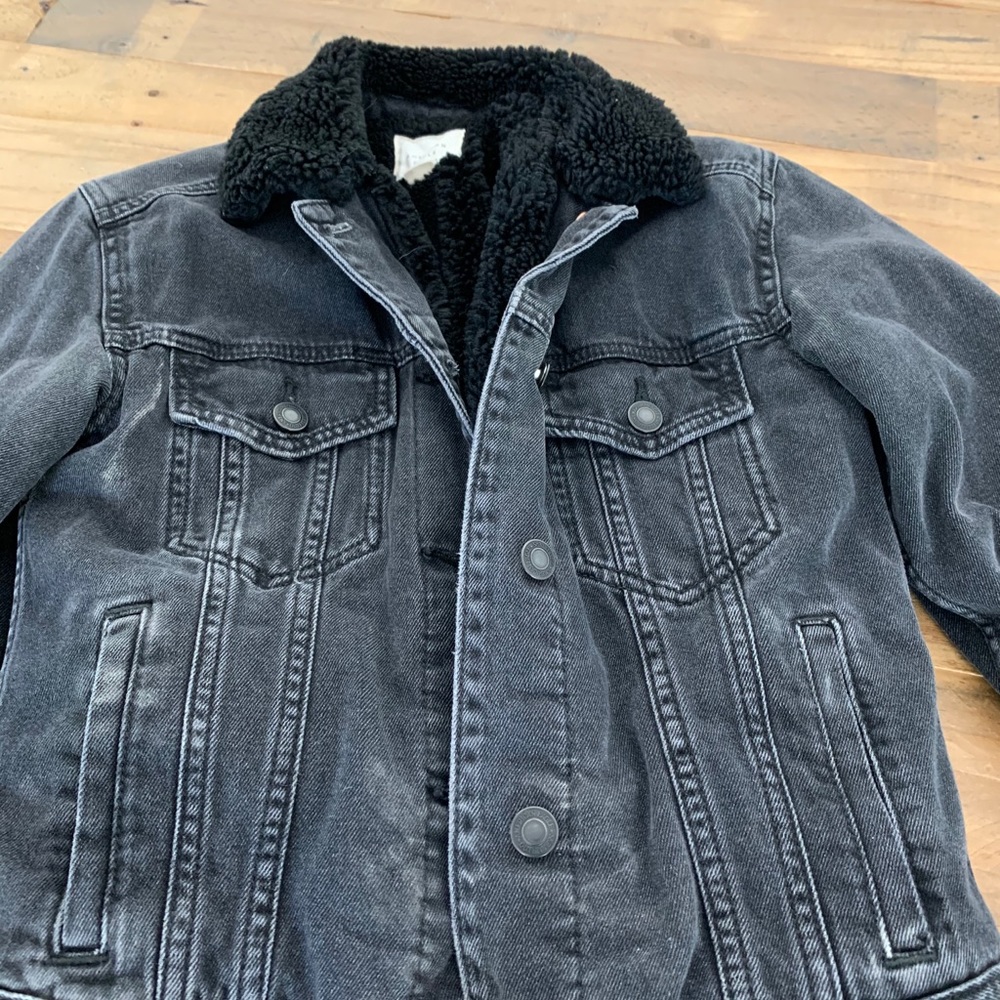American Eagle Sherpa lined jean jacket